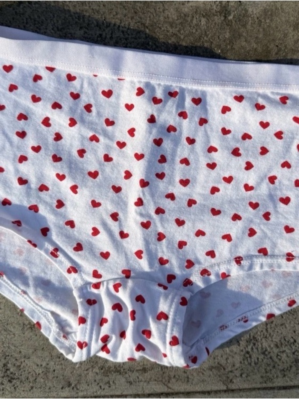 No Bounderies White & Red Hearts Women’s Boxer Brief-XS (0-2)